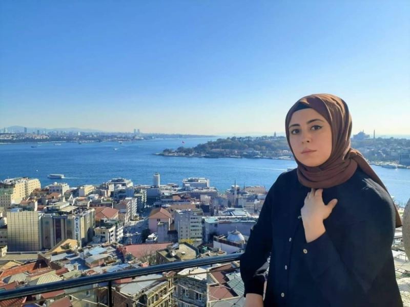 Sultanbeyli’de intihar eden genç kız paylaşımlarıyla dikkat çekti
