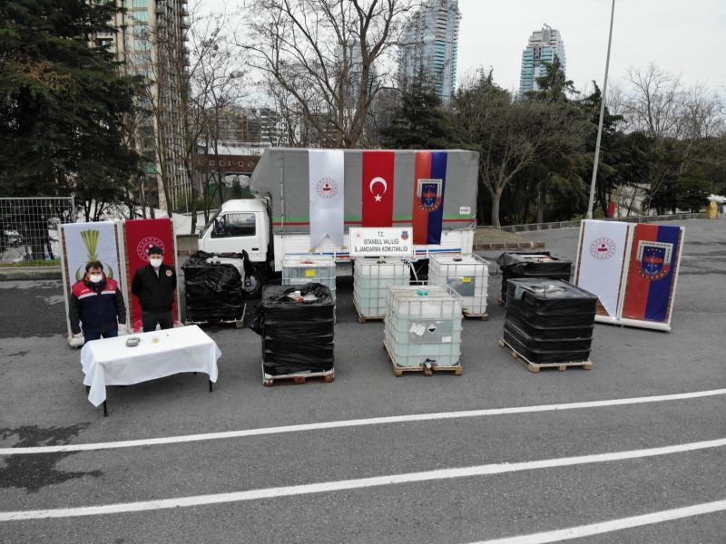 İstanbul’da uyuşturucu imalatında kullanılan 9 ton asetik anhidrit ele geçirildi
