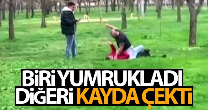 (Özel) Biri yumrukladı diğeri kayda çekti