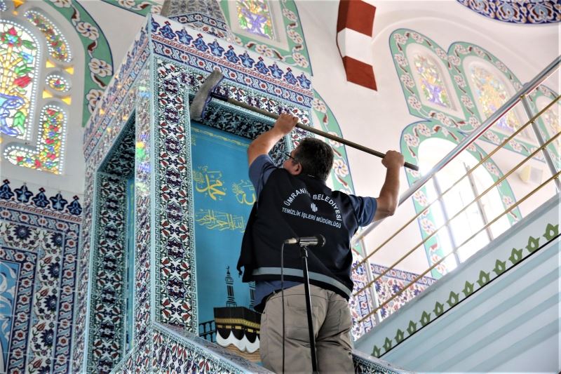 Ümraniye’de ibadethaneler Ramazan’a hazır
