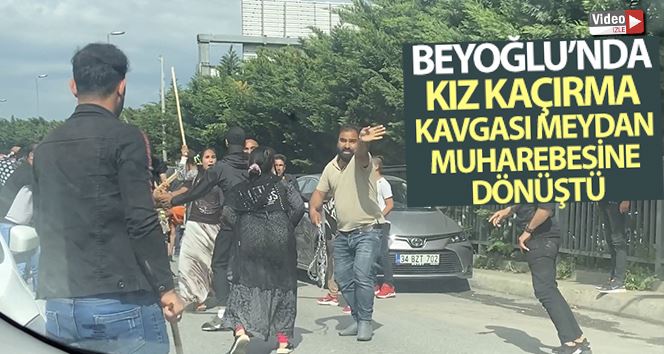 (Özel) Beyoğlu’nda kız kaçırma kavgası meydan muharebesine dönüştü: O anlar kamerada