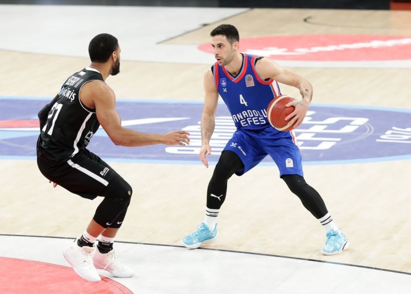 Anadolu Efes seriyi 2-0 yaptı
