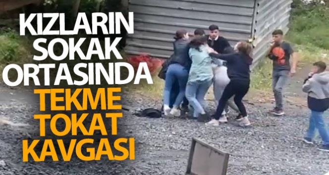 (Özel) Sultangazi’de genç kızların tekme tokat kavgası kamerada