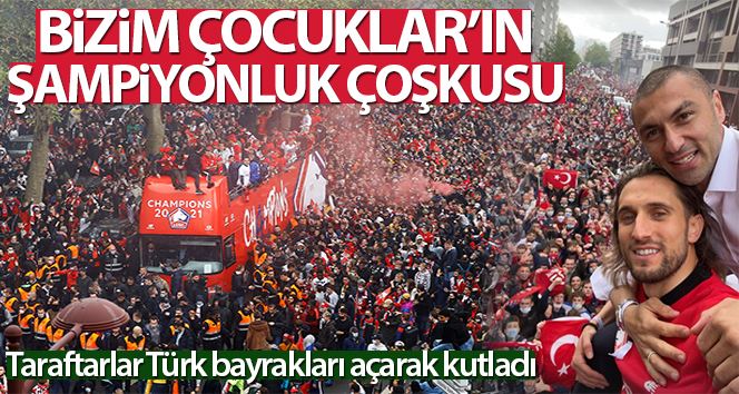 Fransa’da Türk bayraklarıyla şampiyonluk coşkusu