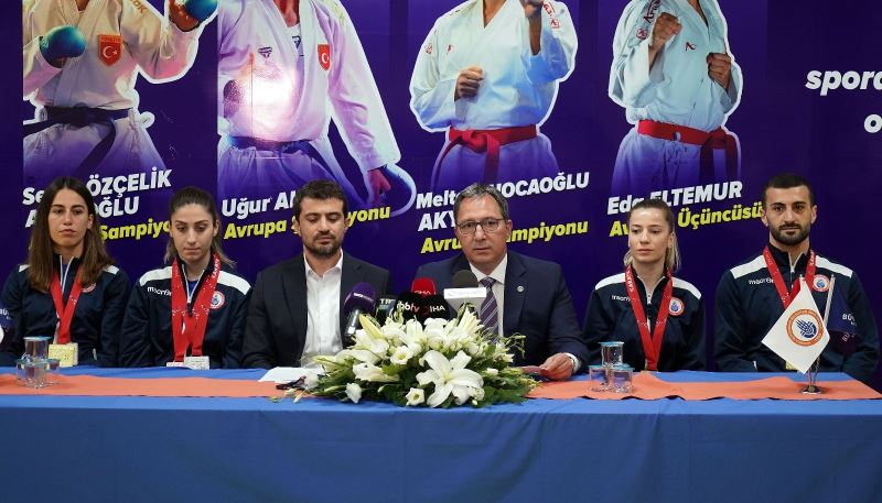 İstanbul BBSK sporcuları gözlerini olimpiyata dikti
