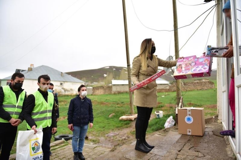 Tuzla’dan Van’a ‘Gönül Elleri” uzandı
