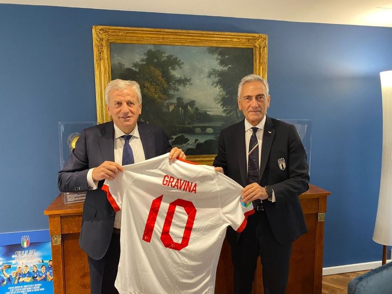 Servet Yardımcı’dan İtalya Futbol Federasyonu Başkanı Gravina’ya ziyaret

