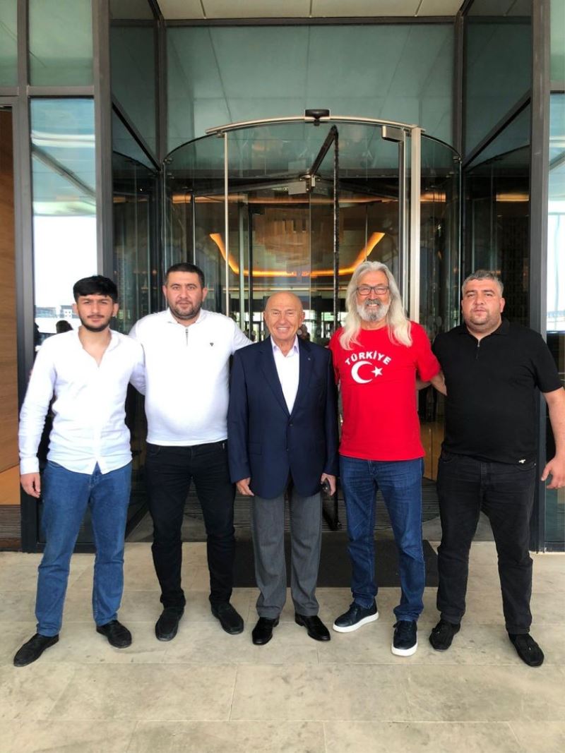 Azeri ve Türk tribün liderleri, A Milli Takım için bir araya geldi
