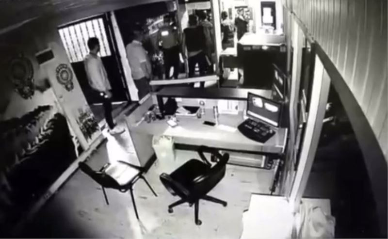 Esenyurt’ta polis merkezinde ölen kişi hakkında savcılık açıklama yaptı