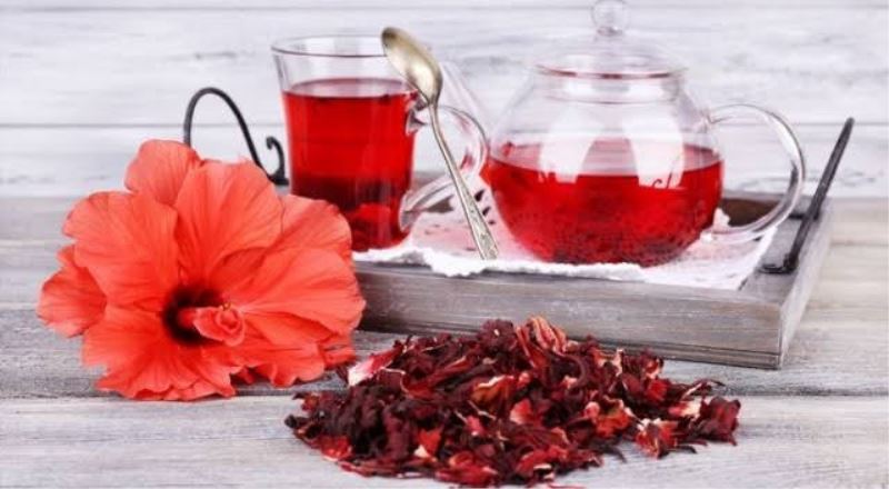 Hibiskus çayını doğru demlemek önemli
