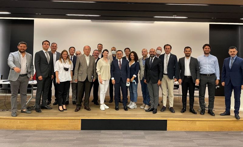 AYD’de başkan değişmedi
