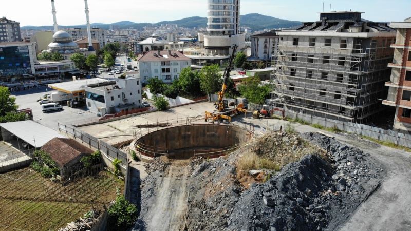 Sancaktepe-Yenidoğan metro hattının yapımının durdurulmasına vatandaşlardan tepki