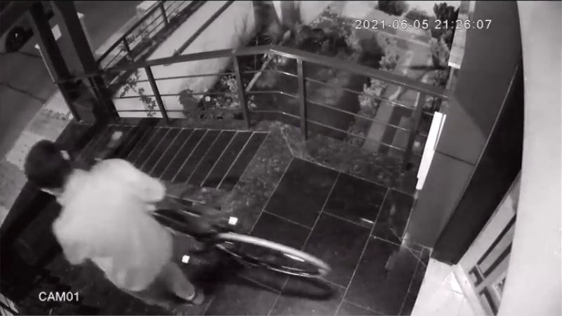 Maltepe’deki bisiklet hırsızı yakalandı
