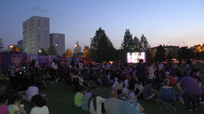 Sancaktepe’de açık havada yazlık sinema günleri başladı
