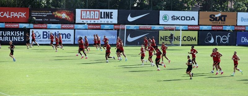 Galatasaray, PSV maçı hazırlıklarını tamamladı
