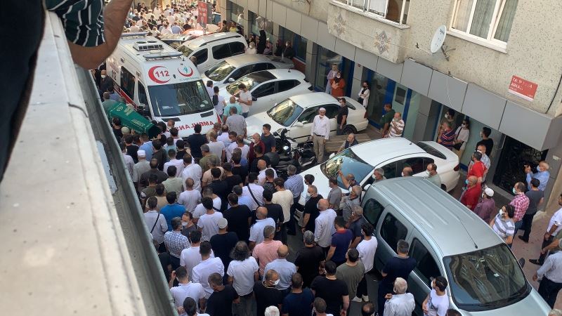 Beyoğlu’ndaki çatışmada ölen 3 kişi için Sütlüce’de cenaze töreni düzenlendi
