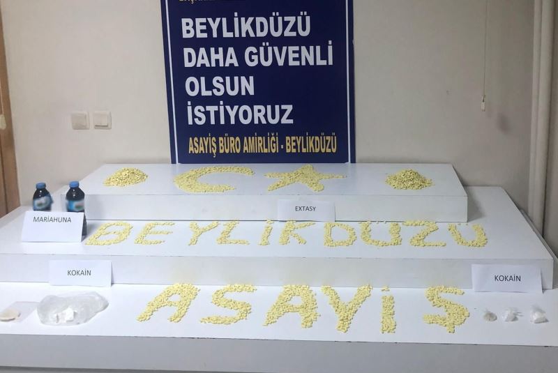 Beylikdüzü’nde hurdalığa uyuşturucu baskını
