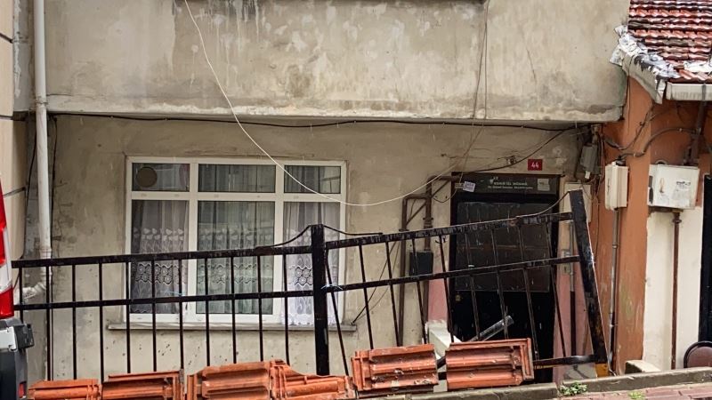 (Özel) İstanbul’da şüpheli ölüm: Hint keneviri yetiştiren şahıs evinde ölü bulundu
