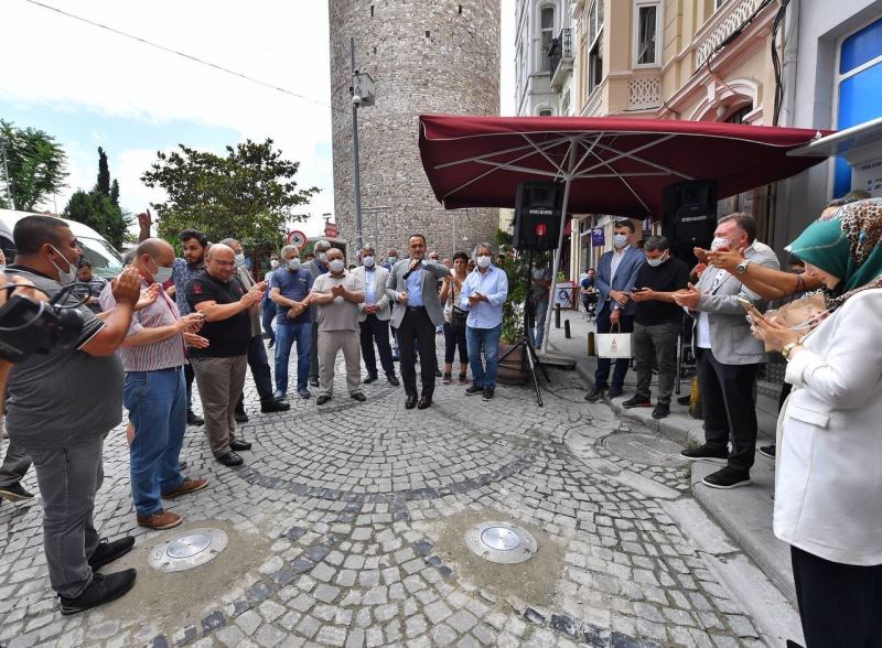 Beyoğlu’nda Büyük Hendek Caddesi yayalaştırıldı
