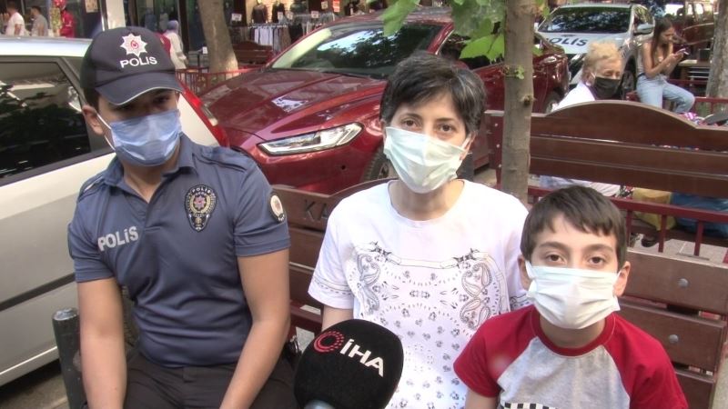 Kartal’da polislerin hastaneye yetiştirdiği kadına geçmiş olsun ziyareti
