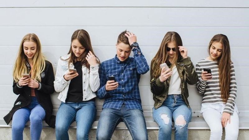 “Z kuşağı kendilerini hayattan soyutluyor”