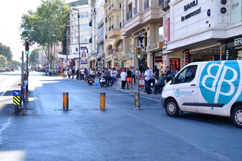 Fatih’te önemli bir turizm aksı daha yayalaştırıldı
