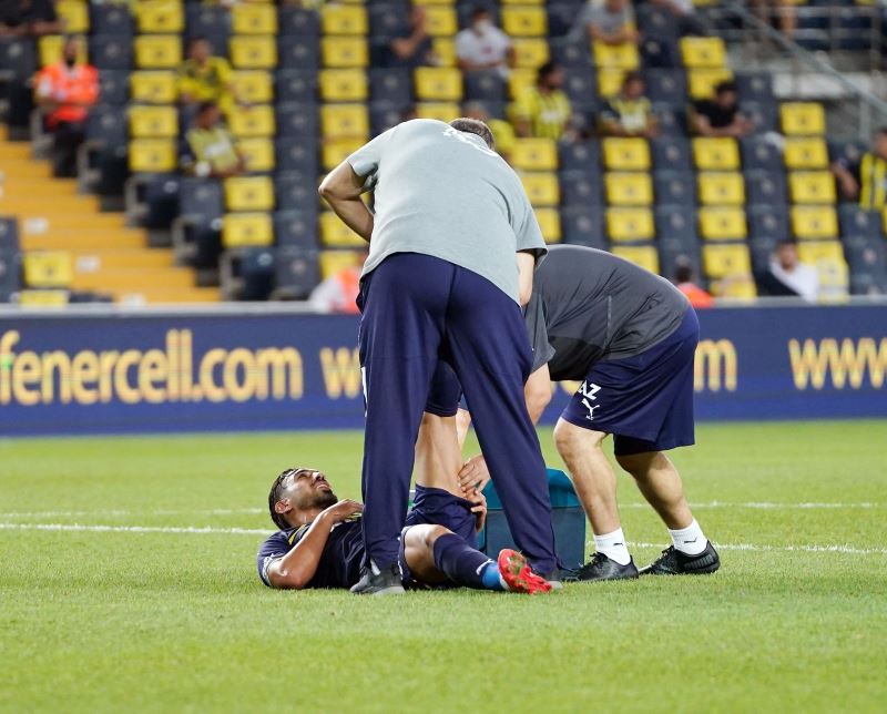 İrfan Can Kahveci sakatlandı
