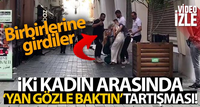 (ÖZEL) Taksim Meydanı’nda  kıskançlık kavgası kamerada