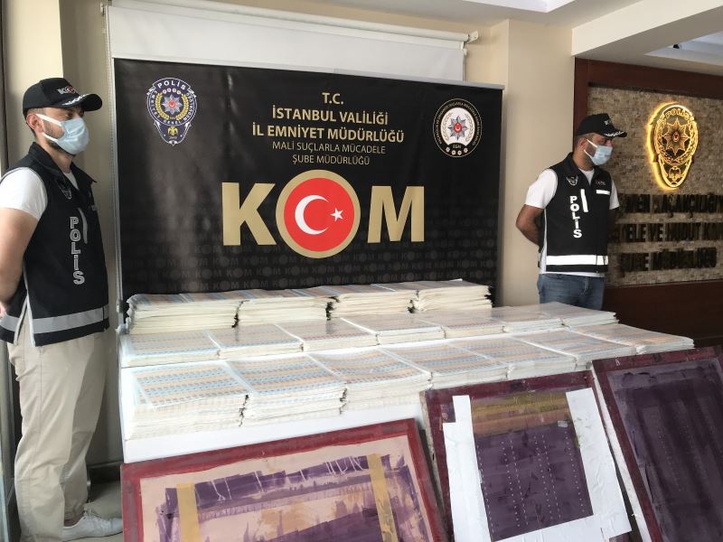 İstanbul’da 387 bin adet sahte alkol bandrolü yakalandı
