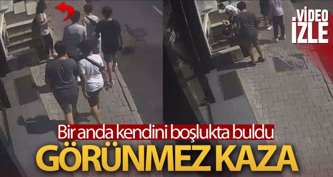 (Özel) İstanbul’da görünmez kaza kamerada: Arkadaşlarıyla konuşurken boşluğa düştü