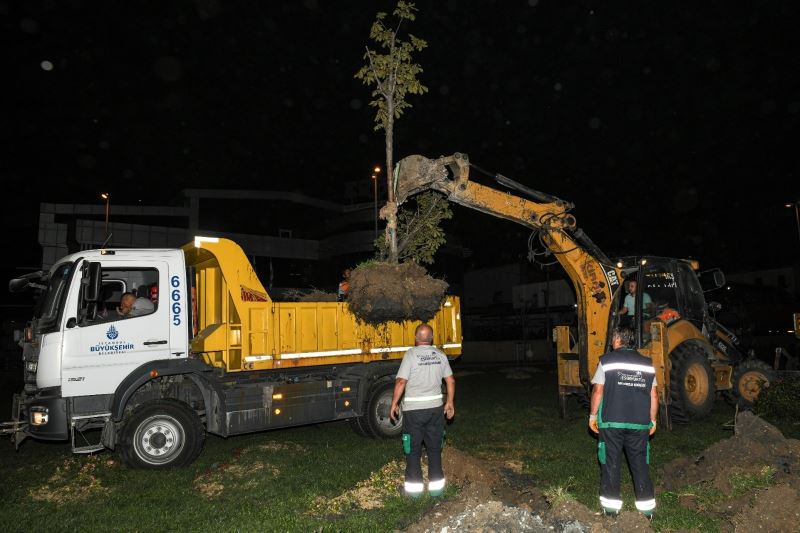 Esenyurt’ta kavşak düzenlemesi hem trafiği azaltacak hem kazaları önleyecek
