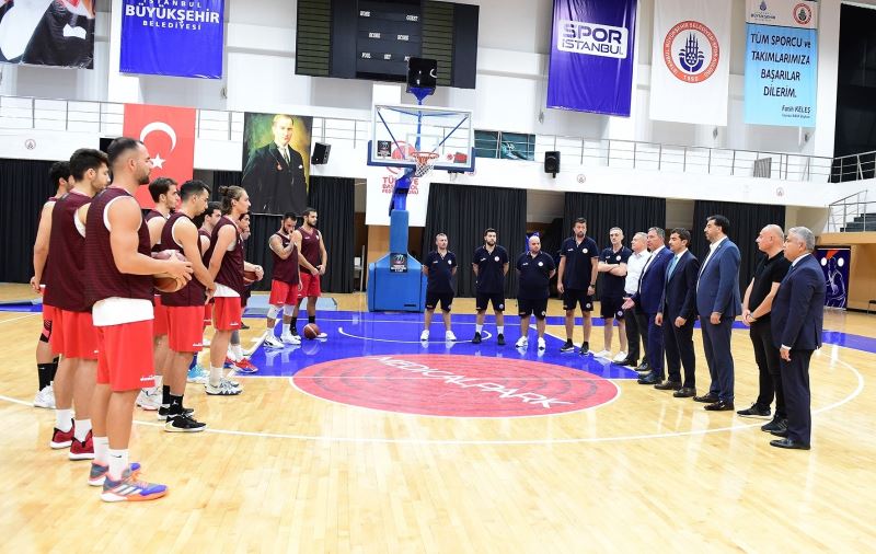 İstanbul BBSK, basketbolda yeni sezonu açtı
