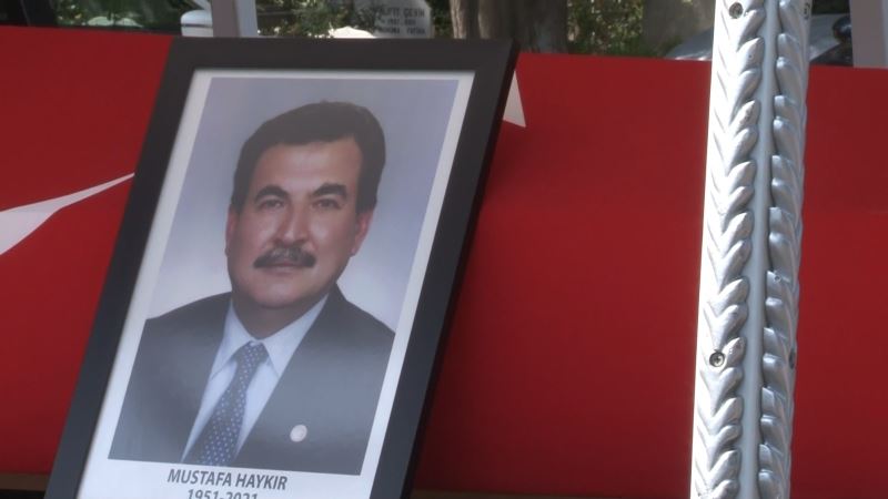 Eski MHP’li Mustafa Haykır son yolculuğuna uğurlandı
