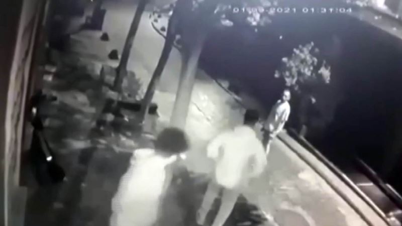 (Özel) Ukraynalı turisti gasp eden 3 şüpheli yakalandı
