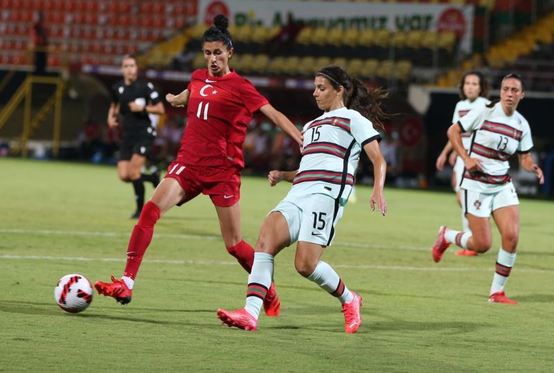 Kadın A Milli Takımı, Portekiz ile 1-1 berabere kaldı

