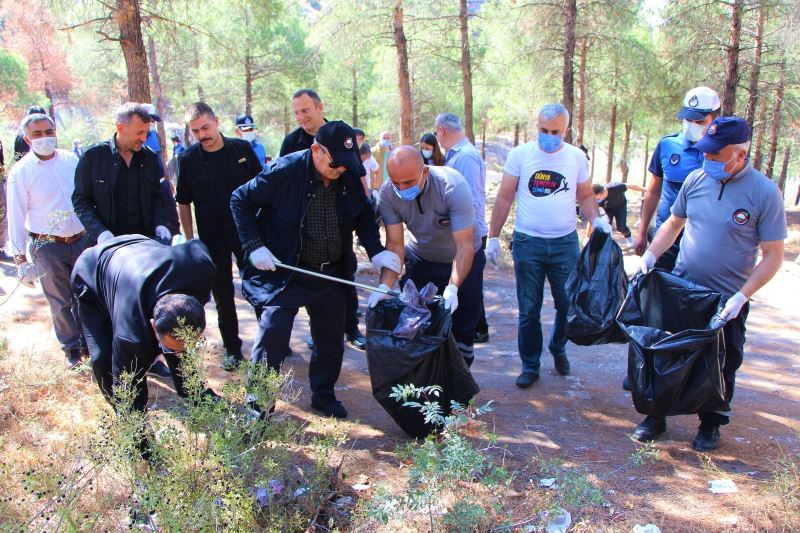 Amasya Belediyesi çalışanlarından ’Dünya Temizlik Günü’nde seferberlik
