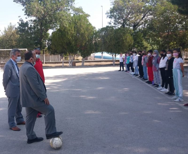 Suluova Kaymakamı Abdullah Şen’den eğitim kurumlarına ziyaret
