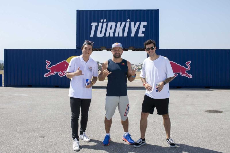 Red Bull GamerSZon’un konuğu Chaby Han oldu
