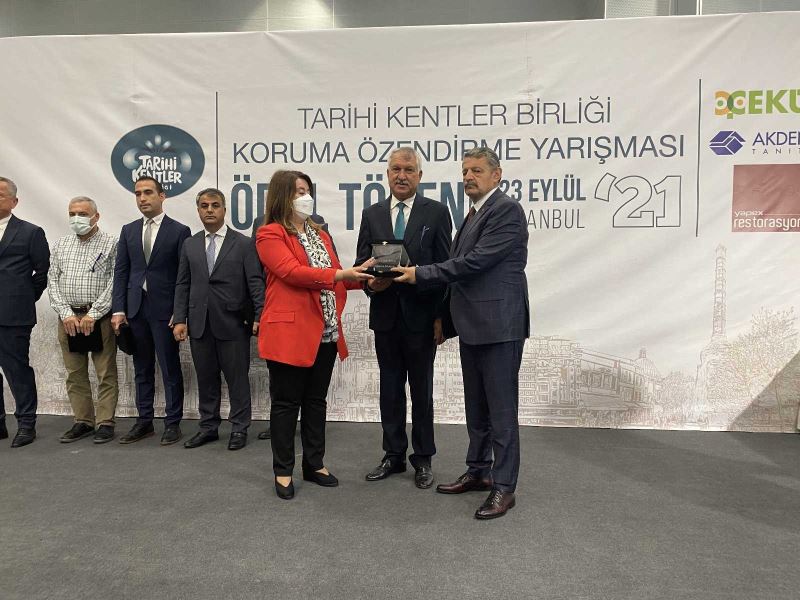 Tarihi Kentler Birliği’nden Pamukkale Belediyesi’ne ödül
