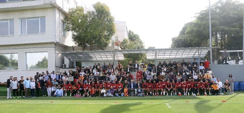 Galatasaray Lisesi öğrencileri Florya’da
