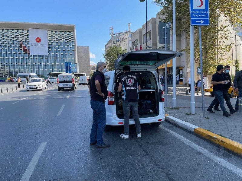 Taksim Meydanı’nda taksilere denetim

