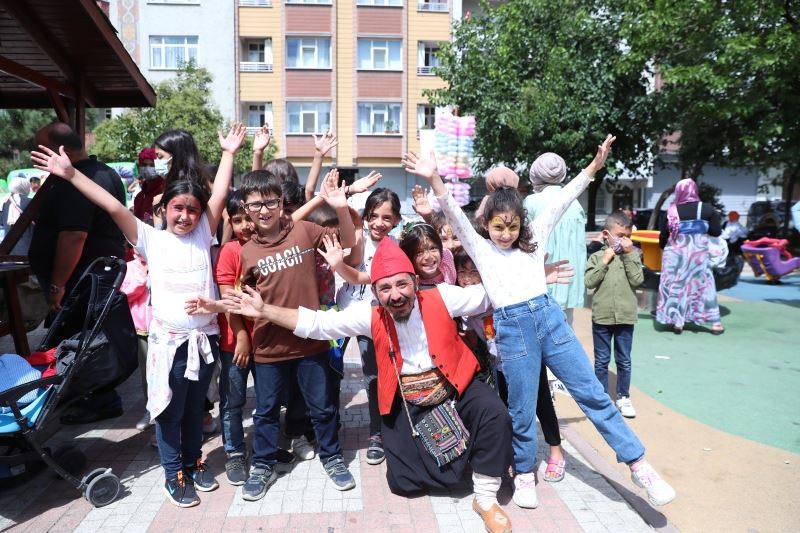 Çocuk Festivali, Sultangazi’yi şenlendirdi
