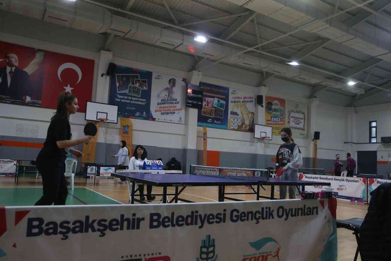 İstanbul gençlik oyunlarında masa tenisi heyecanı başladı
