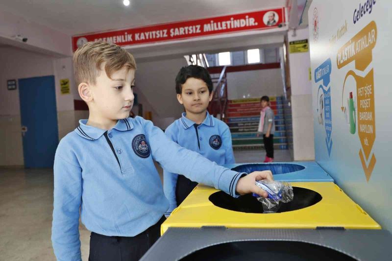 Sultangazi Belediyesi 2 bin ton atığı geri dönüşüme kazandırdı
