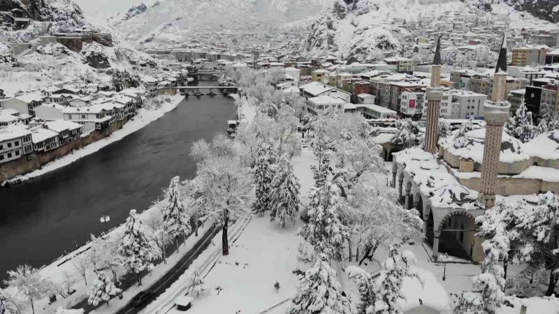 Amasya’da kartpostallık kış masalı