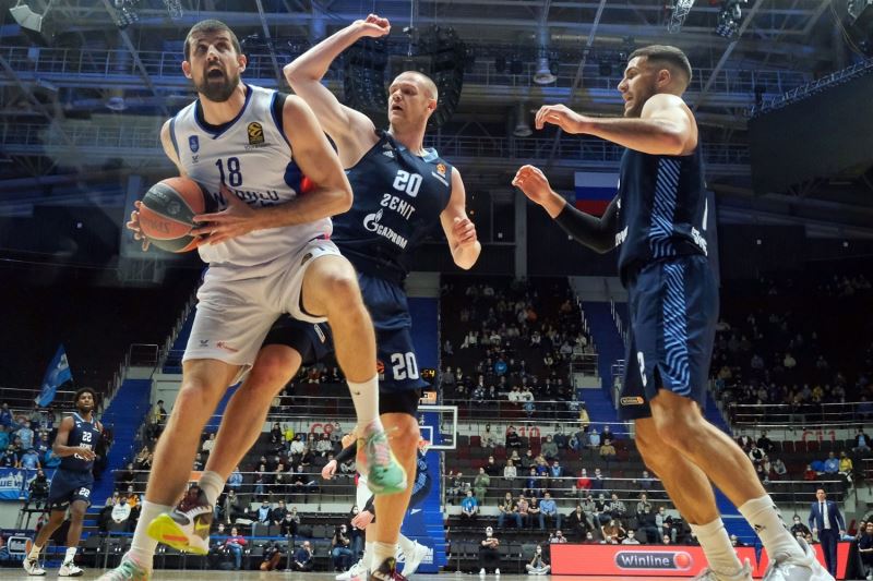 THY Euroleague: Zenit Saint Petersburg: 76 - Anadolu Efes: 67
