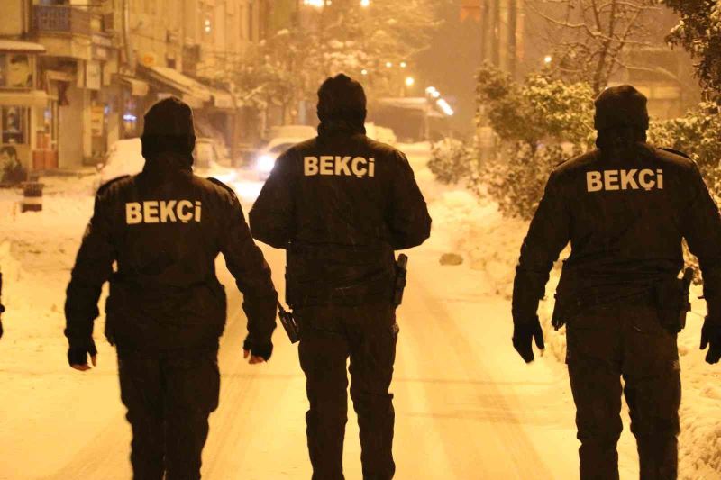 Sokaklar onlara emanet
