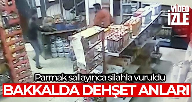 (Özel) İstanbul’da bakkalda dehşet anları kamerada: Kavgalı olduğu şahsı bakkalda bacağından vurdu