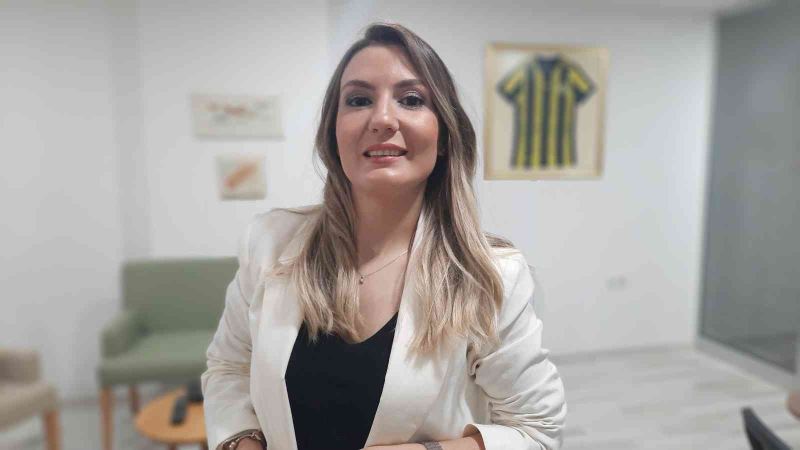 Burcu Güneş’in üvey annesine açtığı tapu davasında karar: Mahkeme davanın reddine hükmetti
