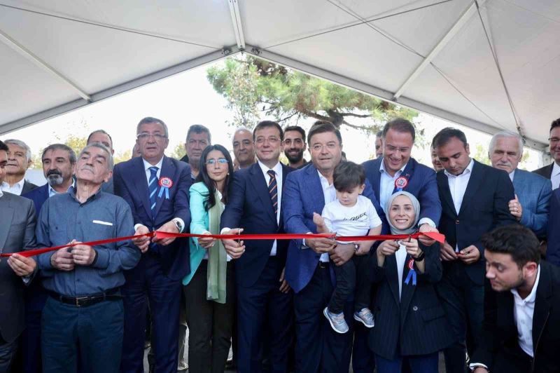 Maltepe’de ‘Adalet Meydanı’ resmi törenle açıldı